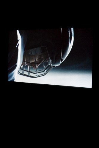 Festkörper (Plattform09), Videoinstallation (7,38 Minuten Loop,
quadrophonisches Tonsystem), 2009