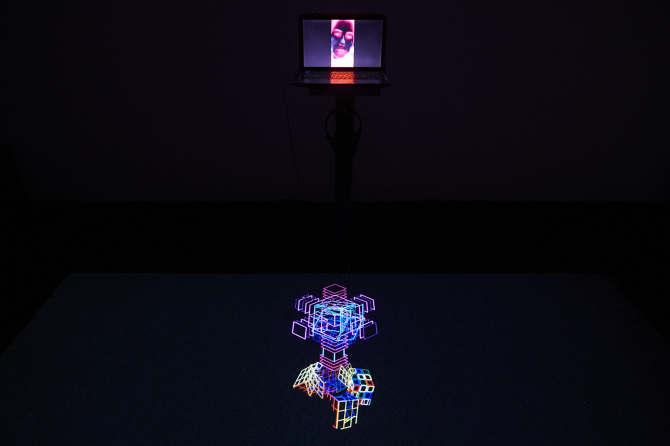 A Viral Poem / To Destroy a World – (through) – The Scales of Everything, Ausstellungsansicht / vue de l'exposition Plattform20, 2020
© Guillaume Python_Fri Art 2020