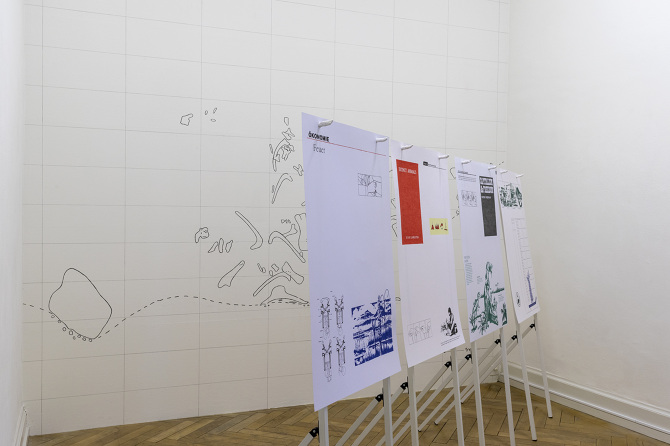 Moritz (redrawn with permission from original artwork by Esther Premru), flipcharts (cars, dinosaurs, free markets), Plattform22 at Kunsthalle Palazzo Liestal, 2022