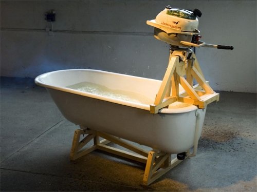 Baignoire à moteur hors-bord, 2006