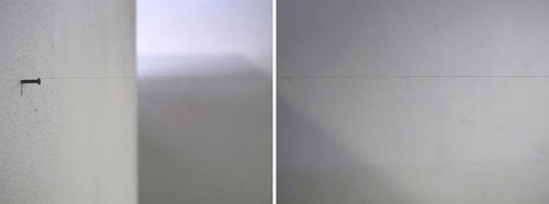 Sans titre, Installation, cheveux et clous, 2010