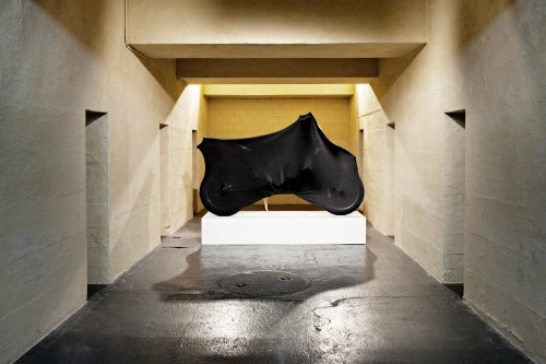 Mandy, Zusammenarbeit mir Sara Vidas, Motorrad und Textilien, 2012