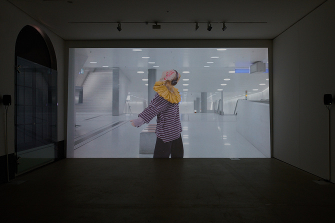 moving places or about the scaled subject, Plattform23 at Espace Arlaud Lausanne, 2023