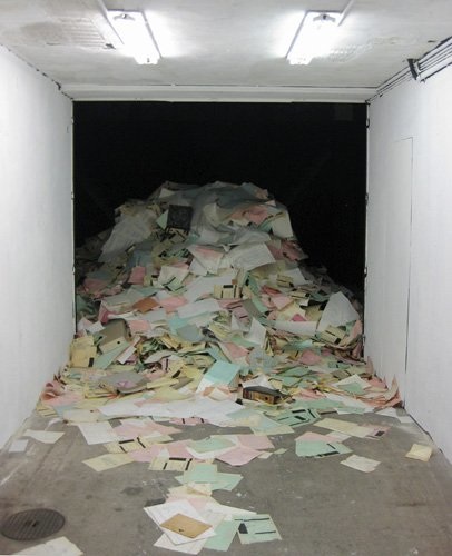 Archive, Installationsansicht Les Caves du Palais, Neuchâtel, 2009