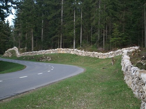 Matière continue, 10m out of 10km of fieldstones, Vallée de Joux, 2012