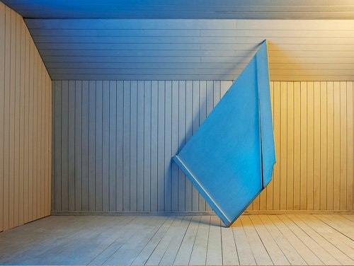 Surround 3, Farbfotografie auf Aluminium, 52 × 70 cm, 2010